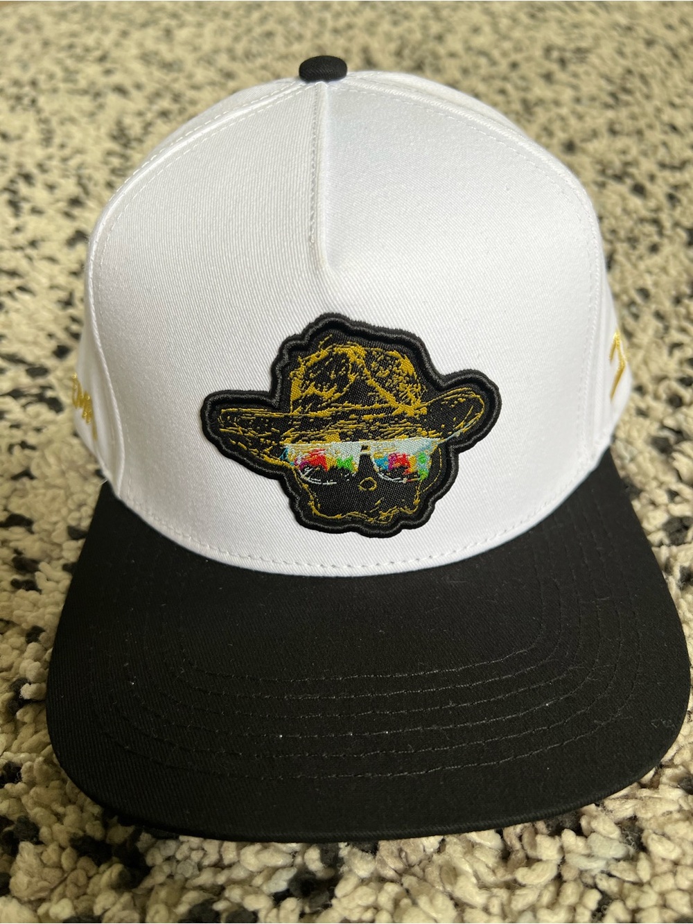 JC Hats x Mr. Tempo Snapback Hat Rainbow Sunglasses Maschingon White Black
